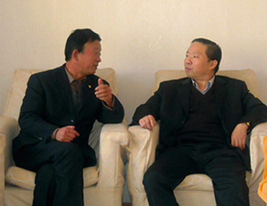 國(guó)內(nèi)客戶來公司參觀及交流